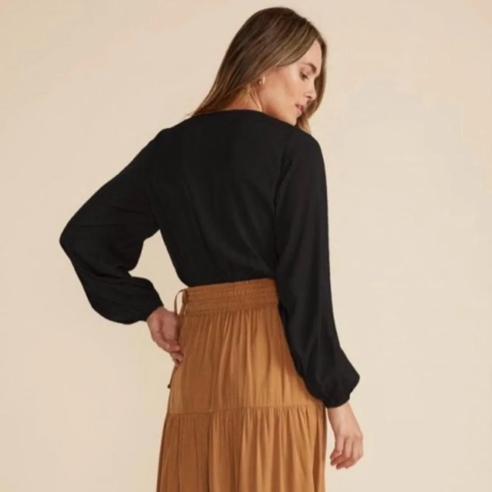 MINKPINK Harper Twist Front Blouse